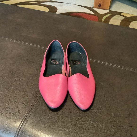 Ladies pink leather flats - Picture 2 of 7